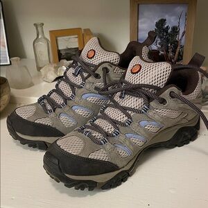 Merrell Moab Ventilator hiking shoes 🥾